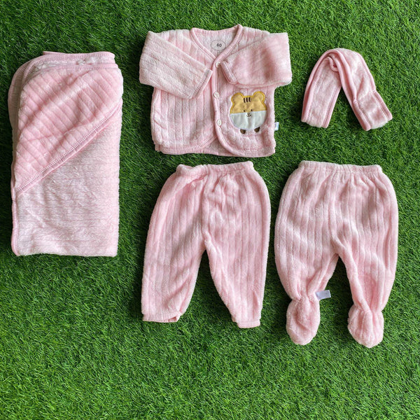 Imported 5 PCs Winter Fur stuff new born set
