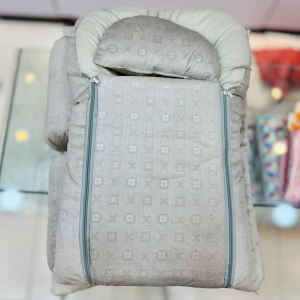 7 Pc velvet Bedding Set